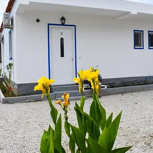 Troi House Willa Wlora